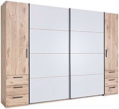 3: Šatníková skriňa