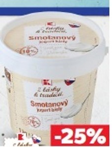 Z lásky k tradícii Smotanový jogurt