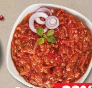 Bulharský šalát s lahôdkovou salámou