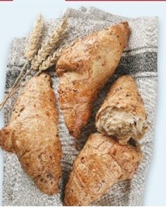 Croissant s maslom