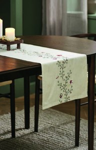 Stredový obrus NELLIKE