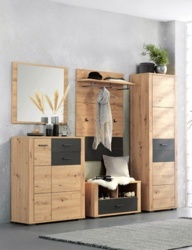 10: Predsieň - nástenné zrkadlo