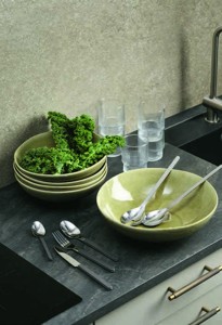 1) Súprava príboru OVE 16-dielna sada príboru. Nehrdzavejúca oceľ.