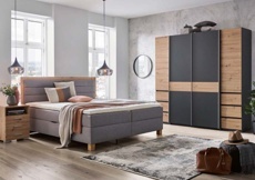 Spálňa - šatníková skriňa